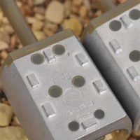 Guru Commercial Cage Feeders